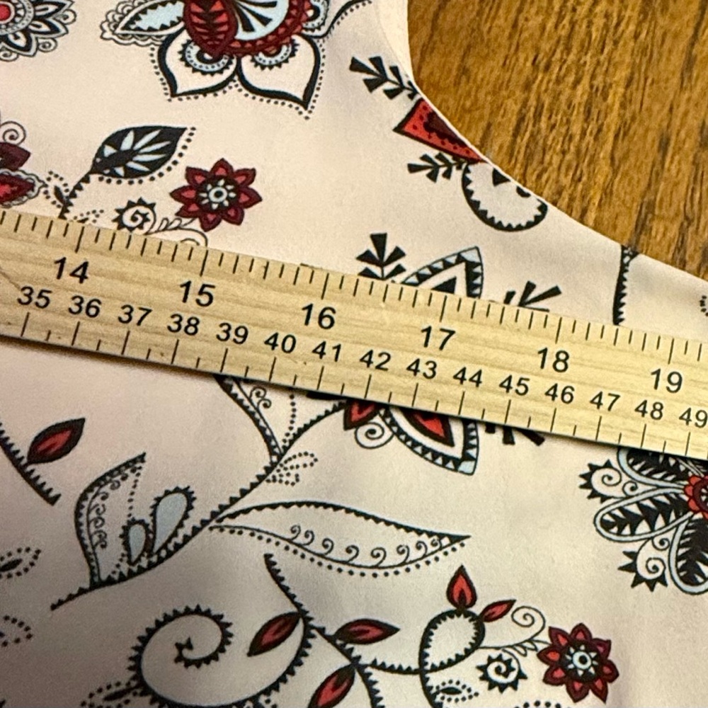 Premise Studio ~ Women’s ~ Top ~ Medium ~ Blouse ~ Sleeveless - Picture 8 of 16